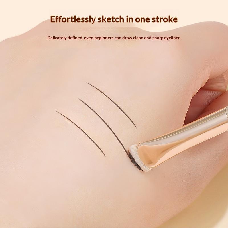 2 Buah Kuas Eyeliner Melengkun - Beauty Makeup News ulasan dan harga